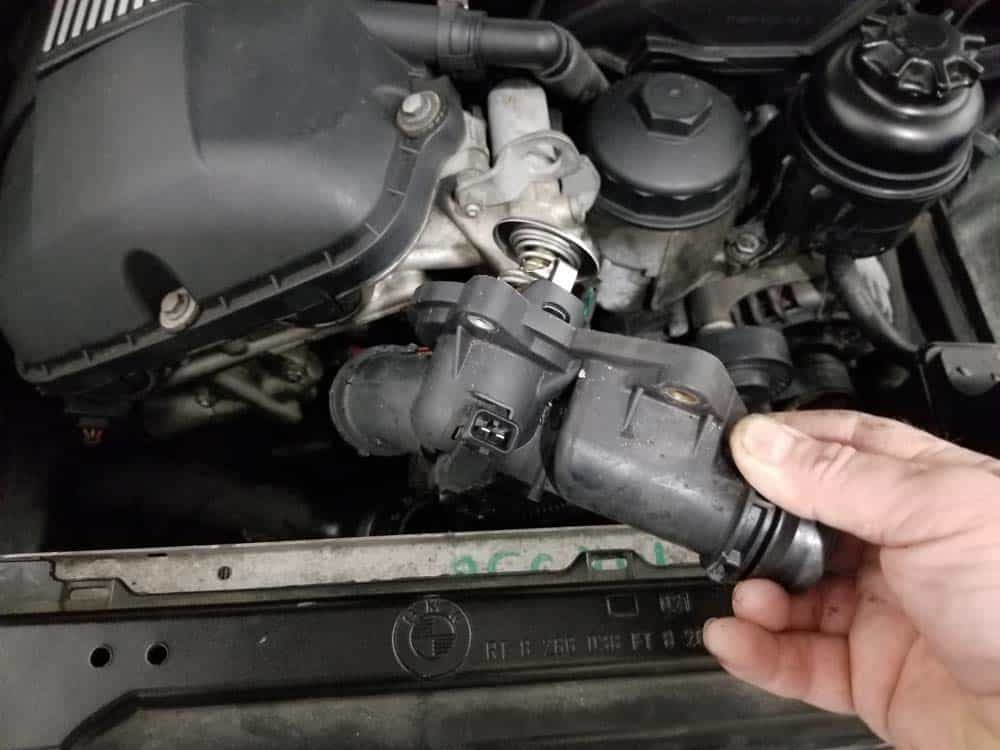 See B0987 in engine